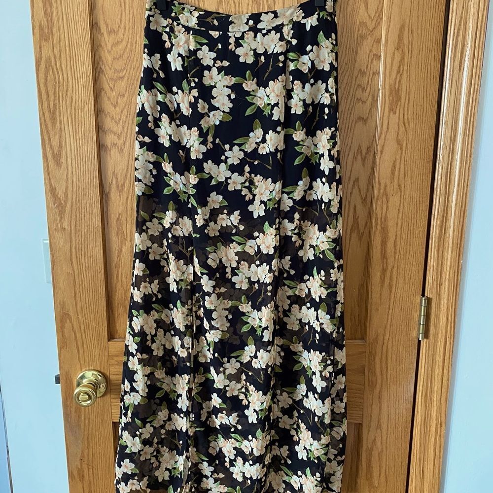 Forever 21 Floral Maxi Skirt